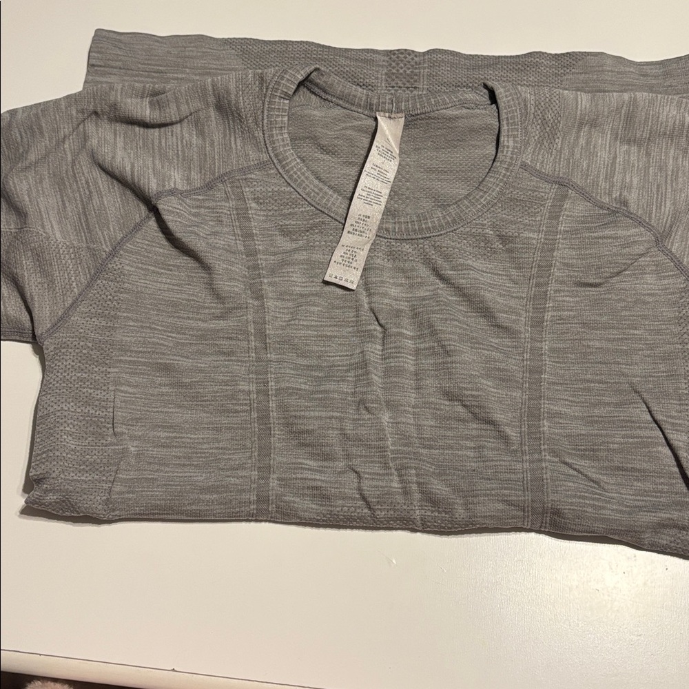 Lulu short sleeve tight fit